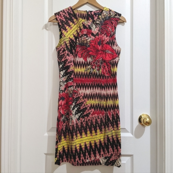 French Connection Mini dress - Picture 2 of 9